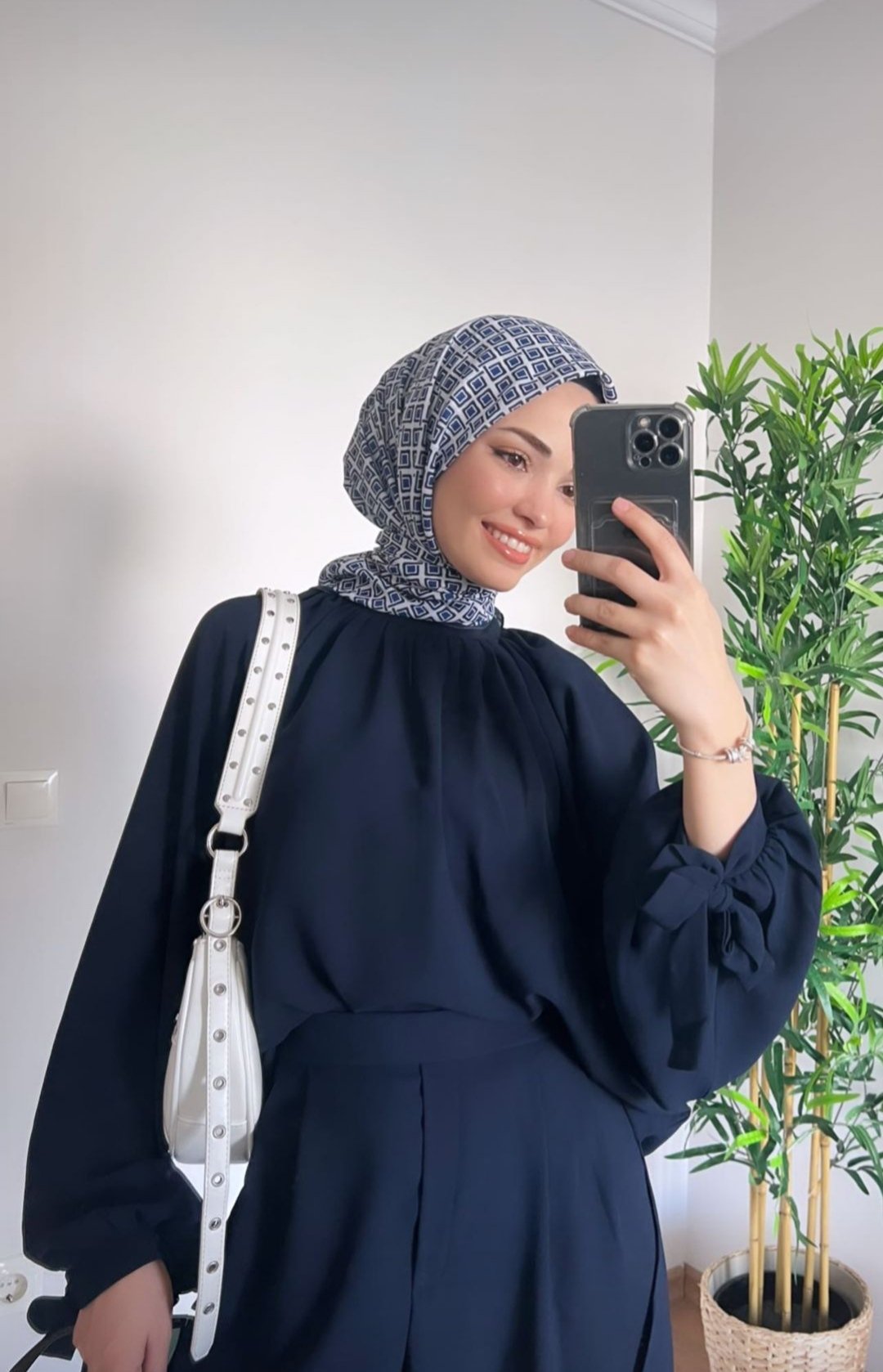 Akseki Zeki ve Başarılı Kadın Escort Maya